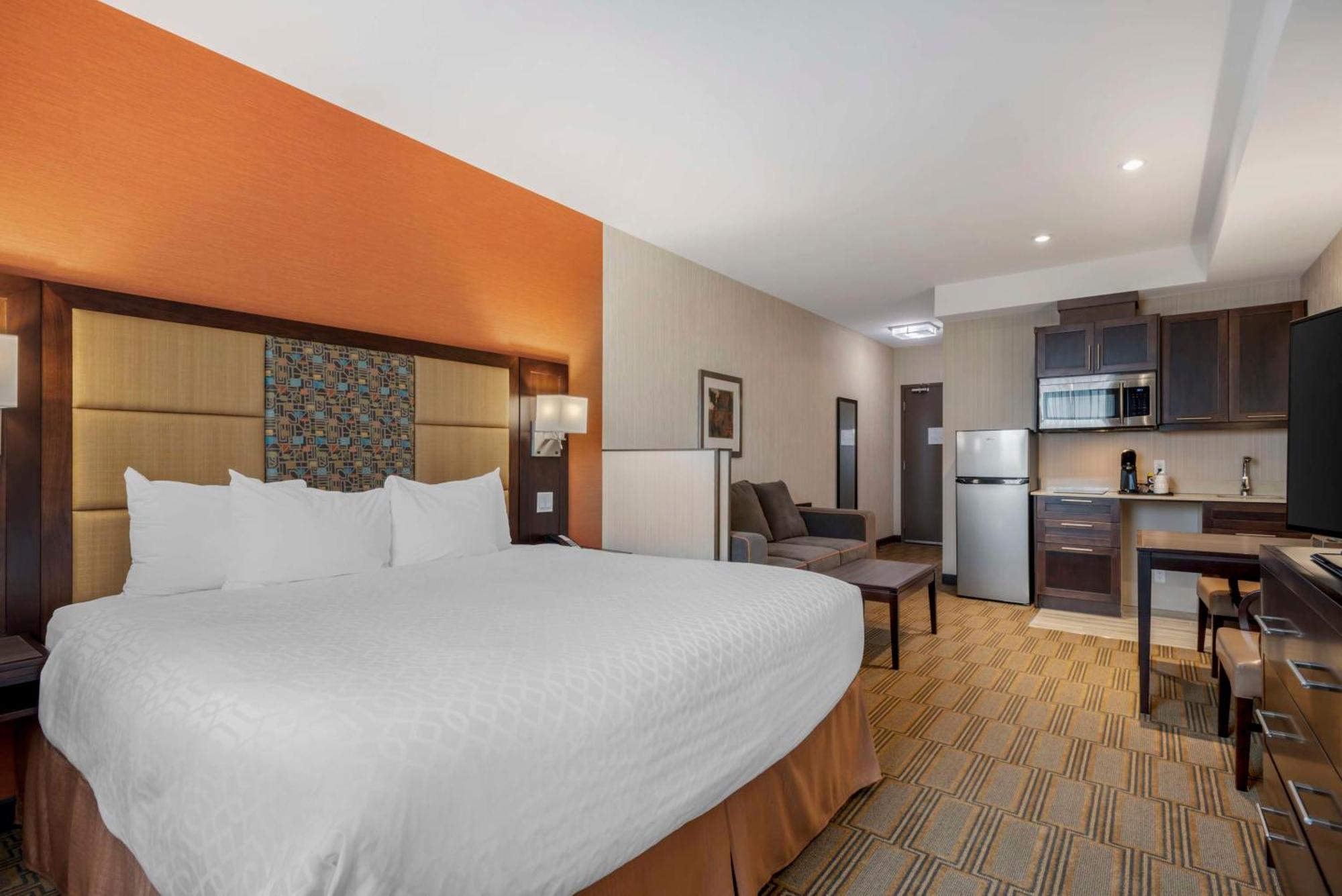 Best Western Plus Chateau Fort St. John Eksteriør billede